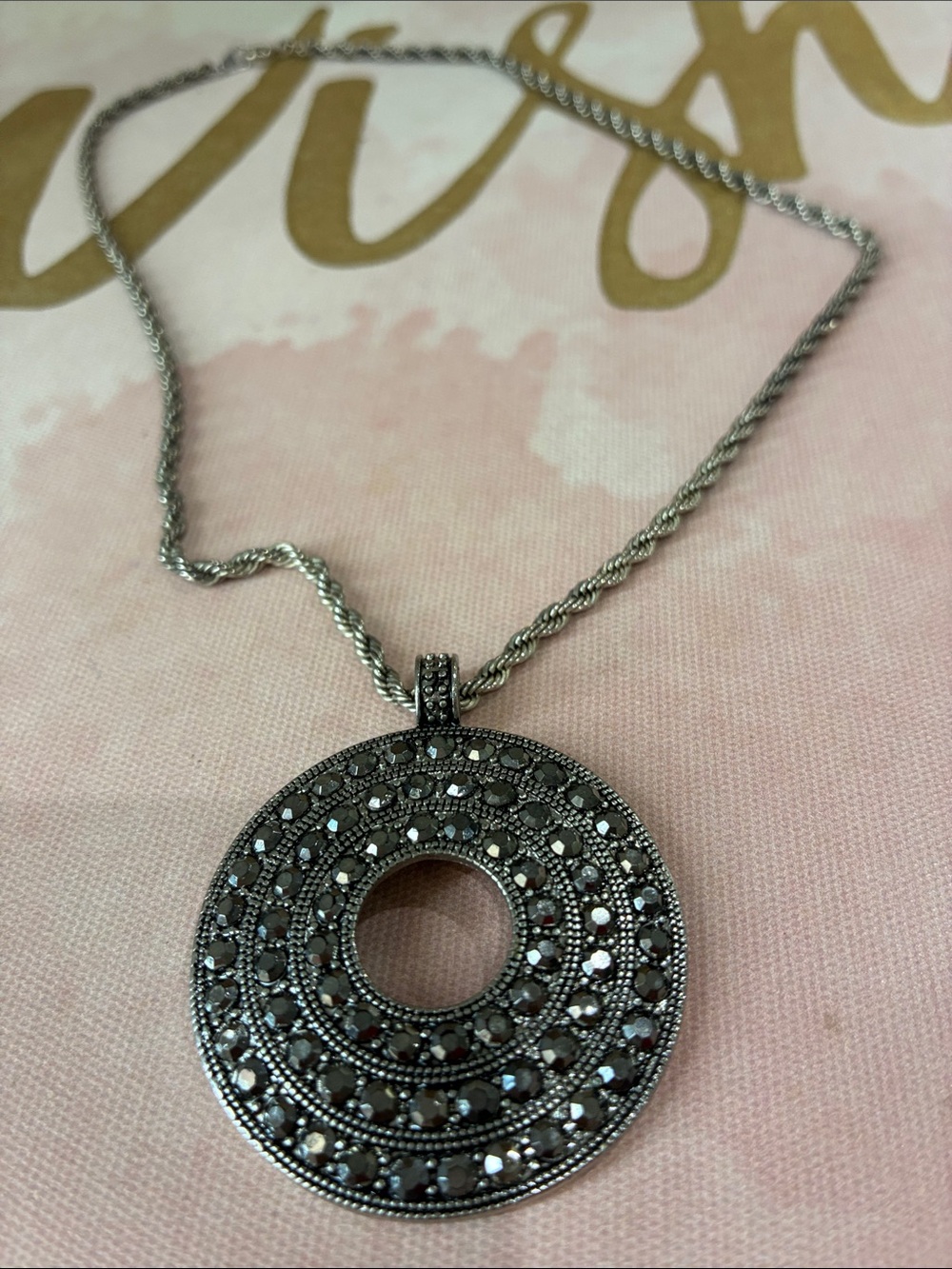 Vintage-Inspired Black Crystal Circle Pendant Necklace